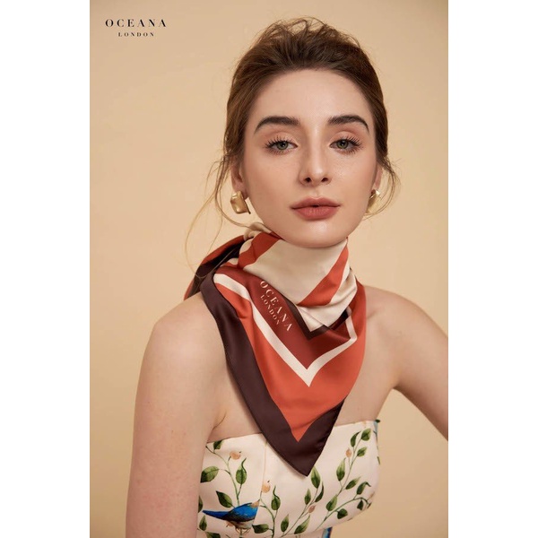 Oceana London - Khăn lụa vuông Malina Scarf