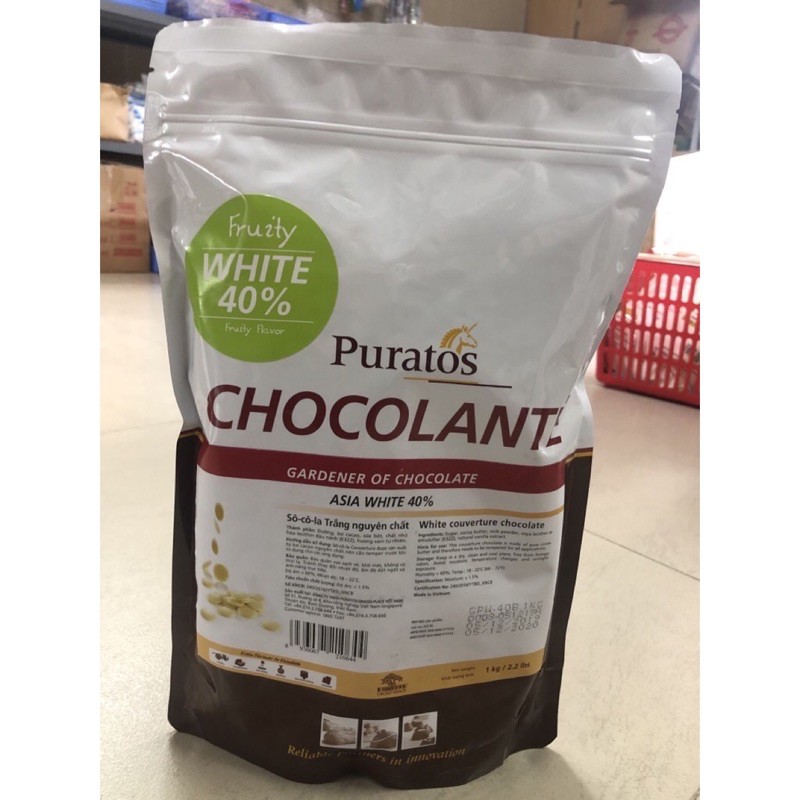 Socola Hạt Nút Trắng 40% Puratos - 1Kg