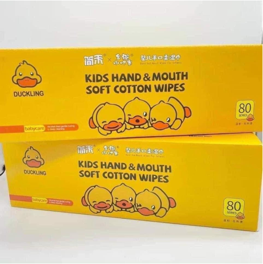 Khăn giấy ướt kháng khuẩn con vịt vàng