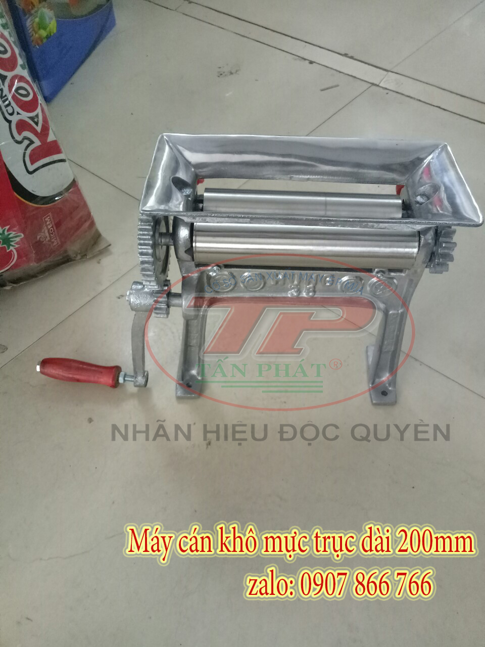 máy cán khô mực - trục dài 200mm