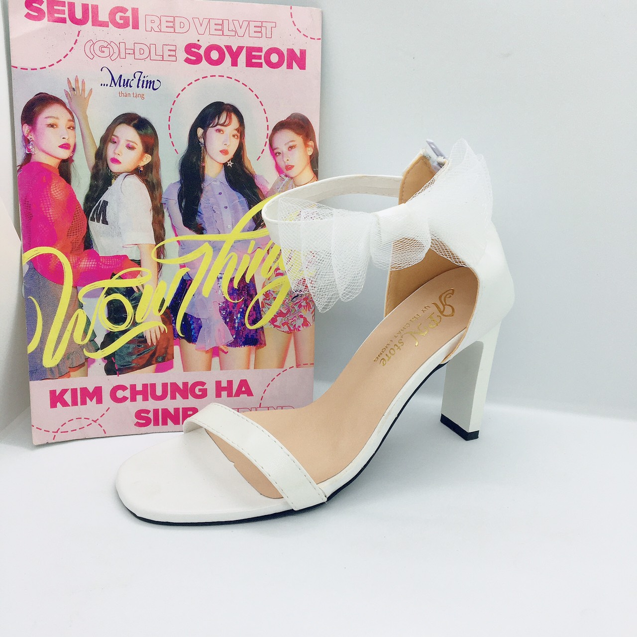 Giày sandal nữ cao gót dẹp 9p vòng cổ nơ lưới SD26