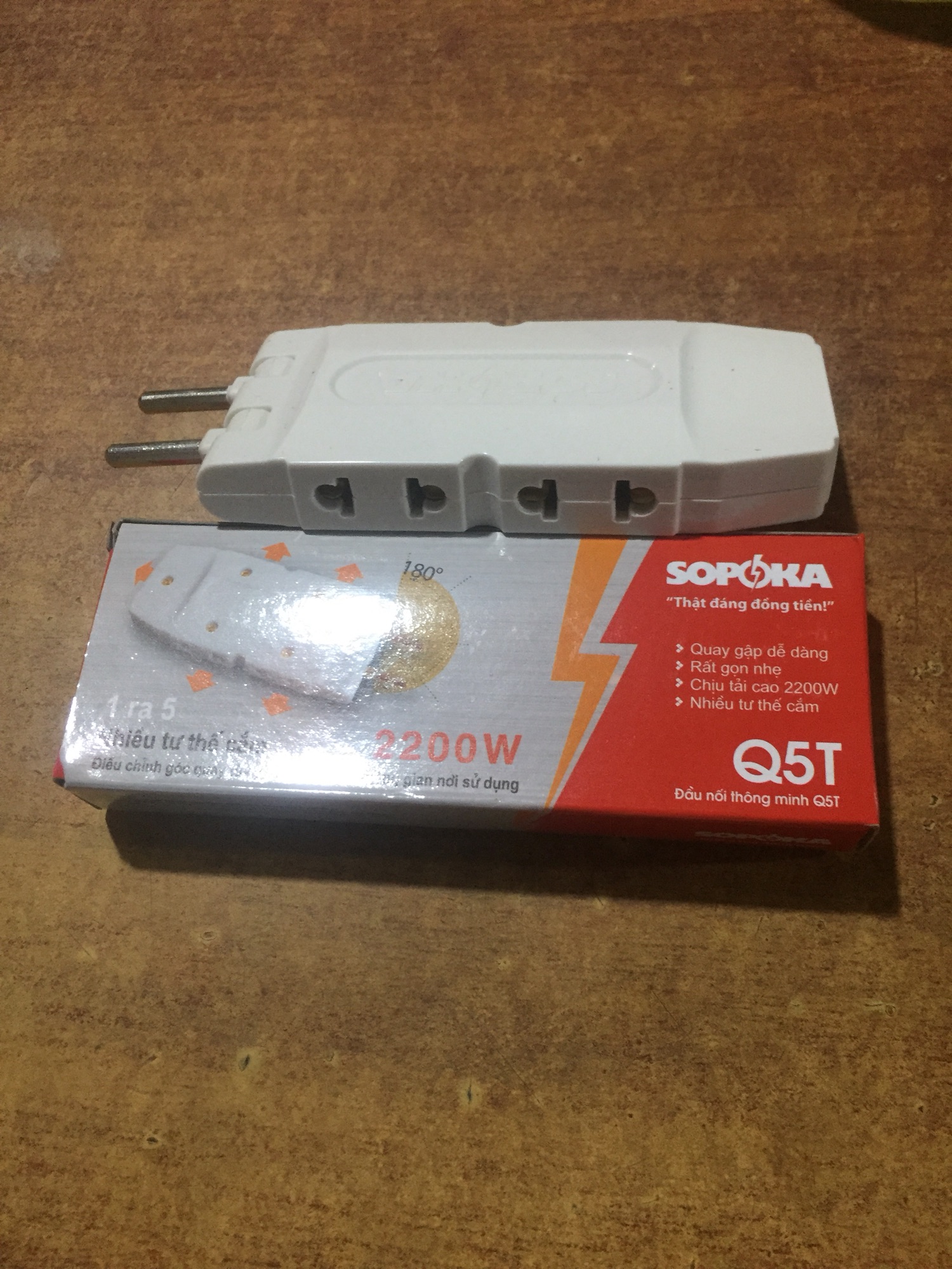 Ổ cắm đa năng chia 3 Q3T Sopoka