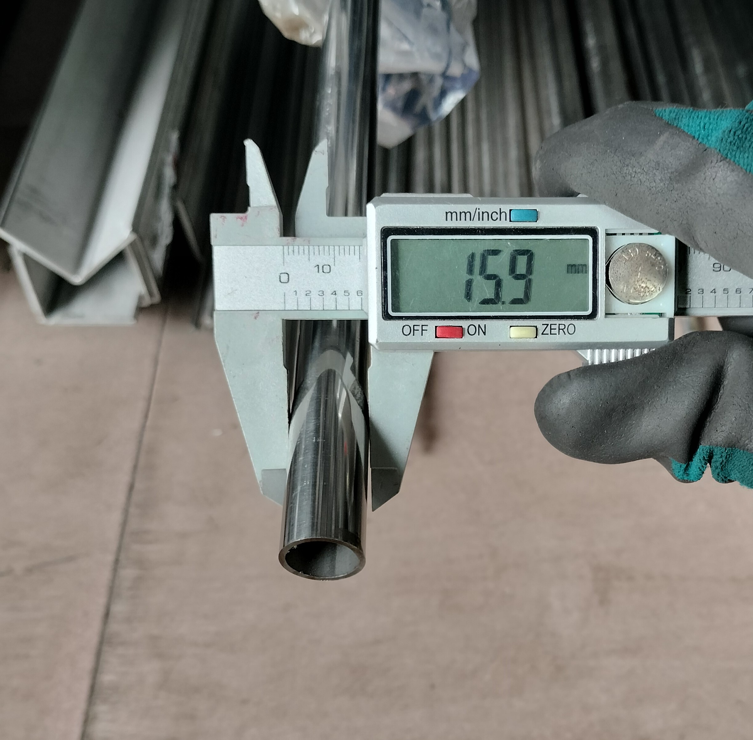 Ống tròn Inox 201 phi 12.7, 16, 19, 22, 25, 32mm (dài 0.5m/1m/1.2m)