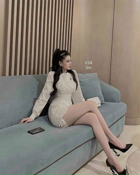 Đầm ôm body tay phồng xếp ly ngực, dây rút 2 bên, chất liệu kate mịn dày