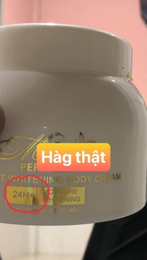 [HCM]KEM BODY MỀM NƯỚC HOA A-COSMETICS (HÀNG CHÍNH HÃNG CÔNG TY).