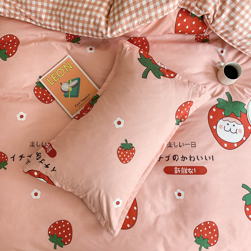 [FREESHIP] Bed Sheet And 2 Pillowcase Set 4 Pieces Cheap Pattern Japanese Strawberry Imported Cotton Poly Fabric Matterial Korean Style Durable Color Machine Wash Comfortable For Mattress 1M2, M4, M6, M8, 2M