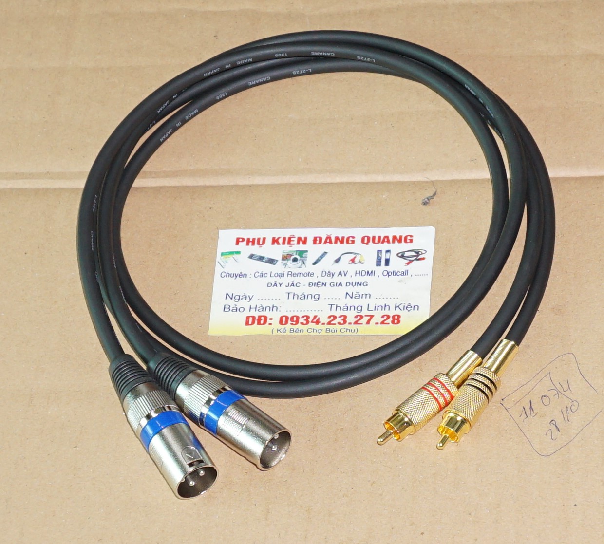 Cặp dây  canon Đực ra AV dài 1m (dây đen , jack canon sọc xanh )