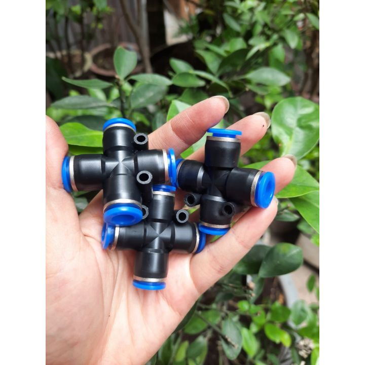 Cút chữ thập nối ống 8mm sử dụng trong hệ thống phun sương