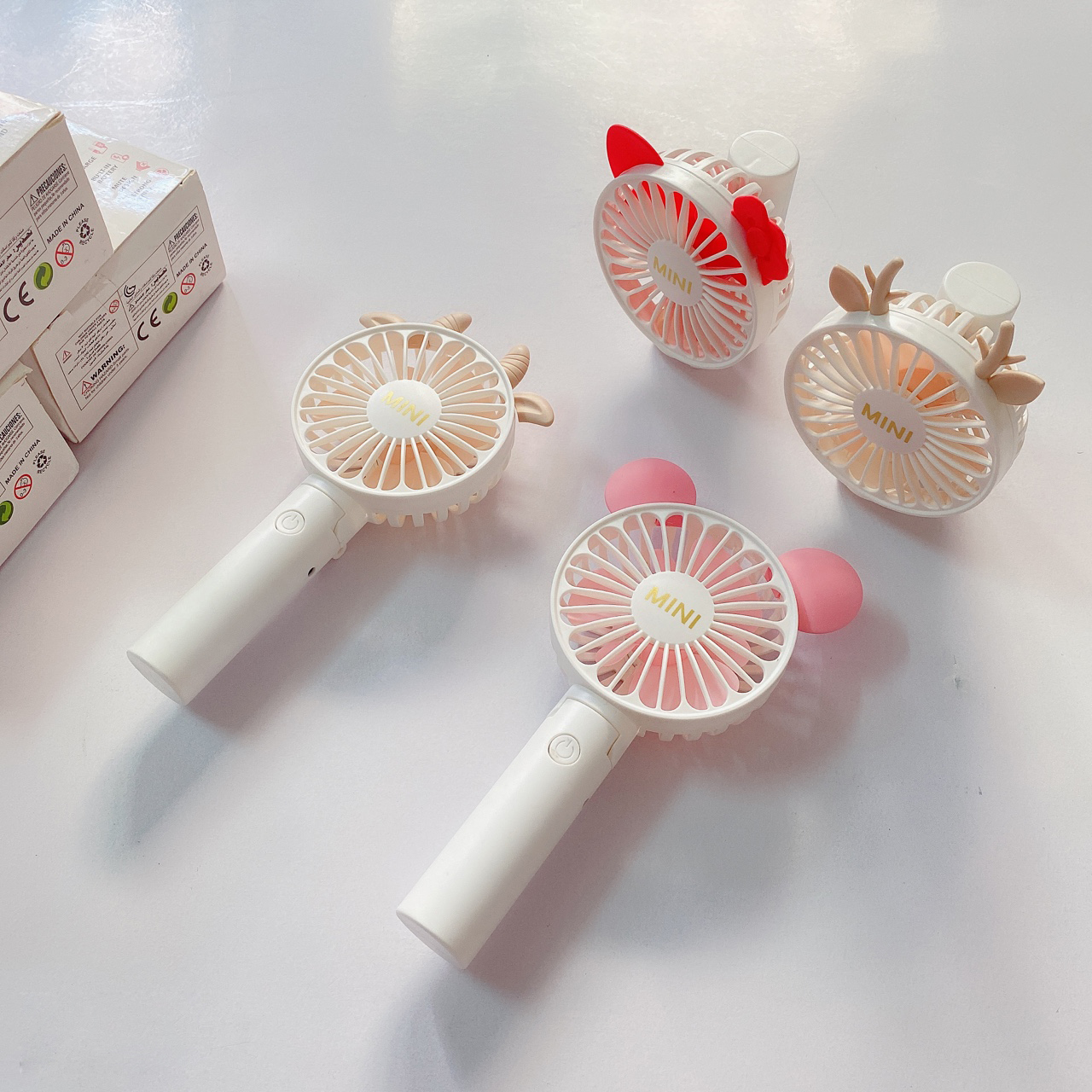 Quạt mini gấp gọn