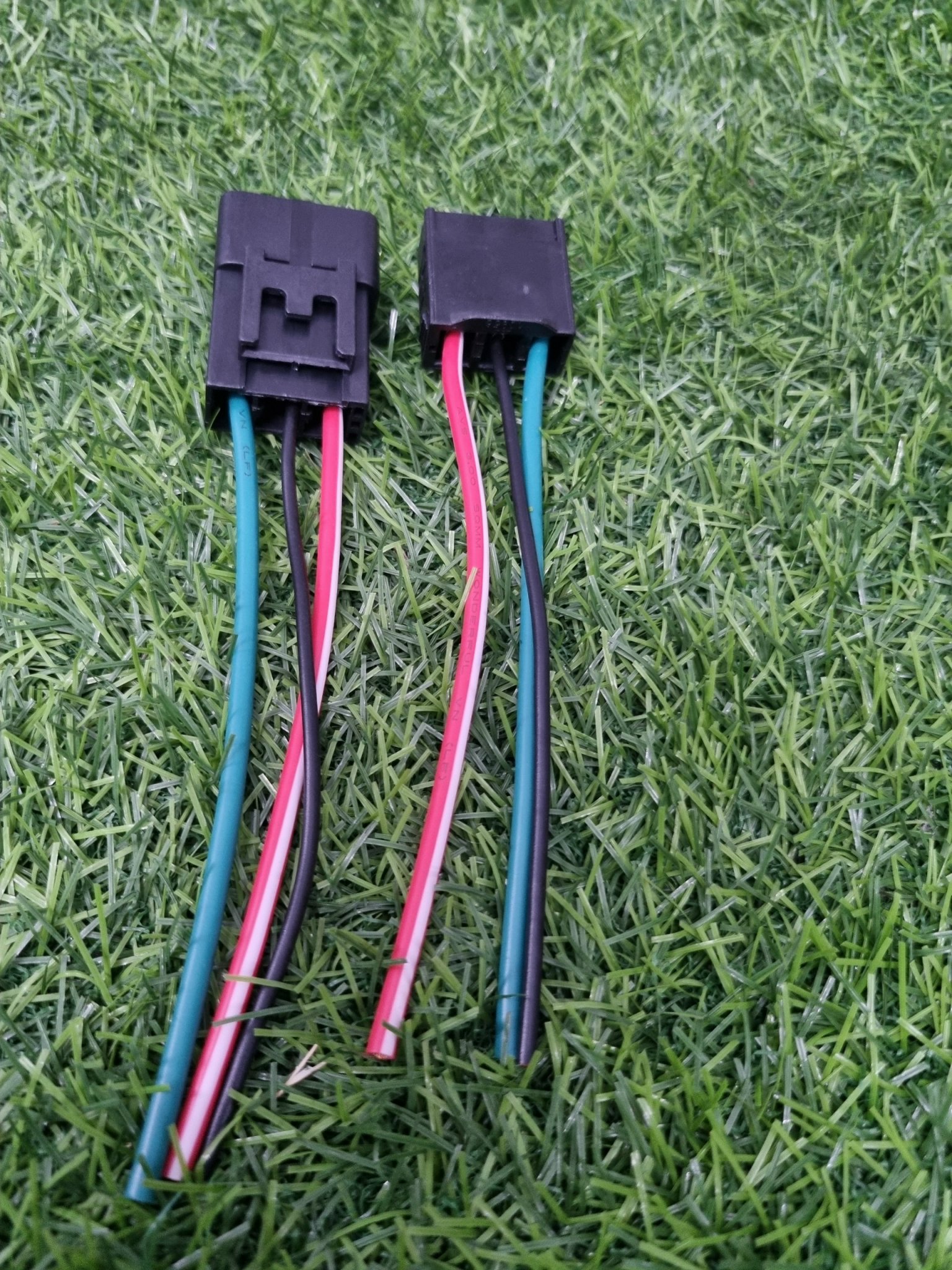 Combo dây ghim sạc dùng cho xe SH 150 ( 3 chân - 3 lỗ )