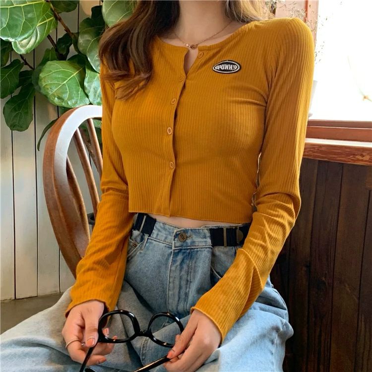 ÁO CROPTOP LOGO CUỐN BIÊN a2