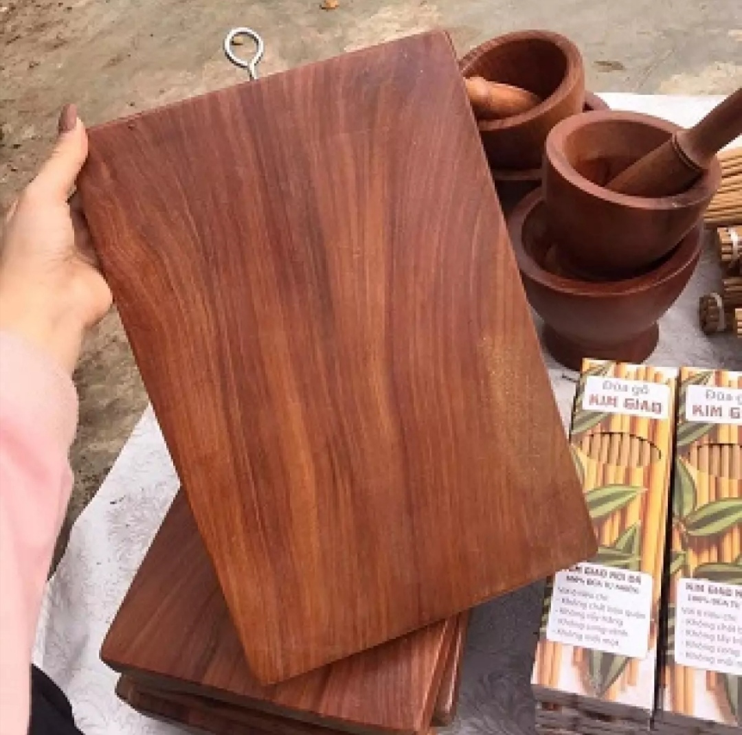 Thớt chữ nhật-kích thước 25x18 cm, 32x 27 cm, dày 1,8-2 cm