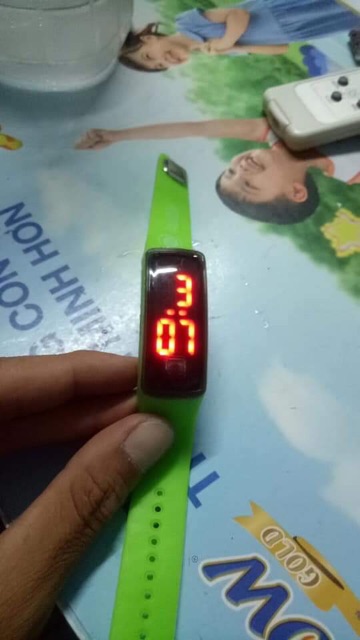Đồng Hồ đèn Led cho bé
