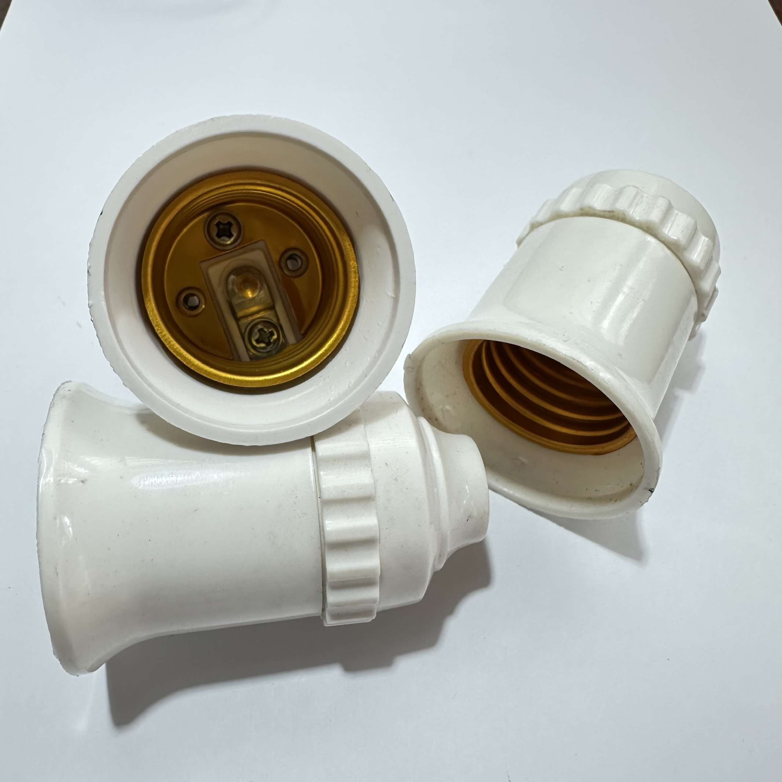 Đuôi Đèn Không Dây E27 Sopoka 5A-250V