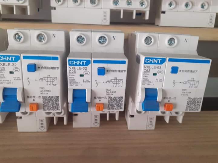aptomat chống dò, chống giật 1P, 3P