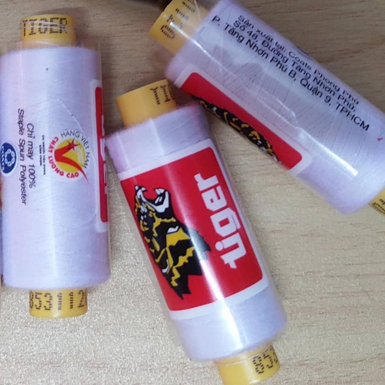 1 cuộn Chỉ may tiger đủ màu giá rẻ, chỉ tiger