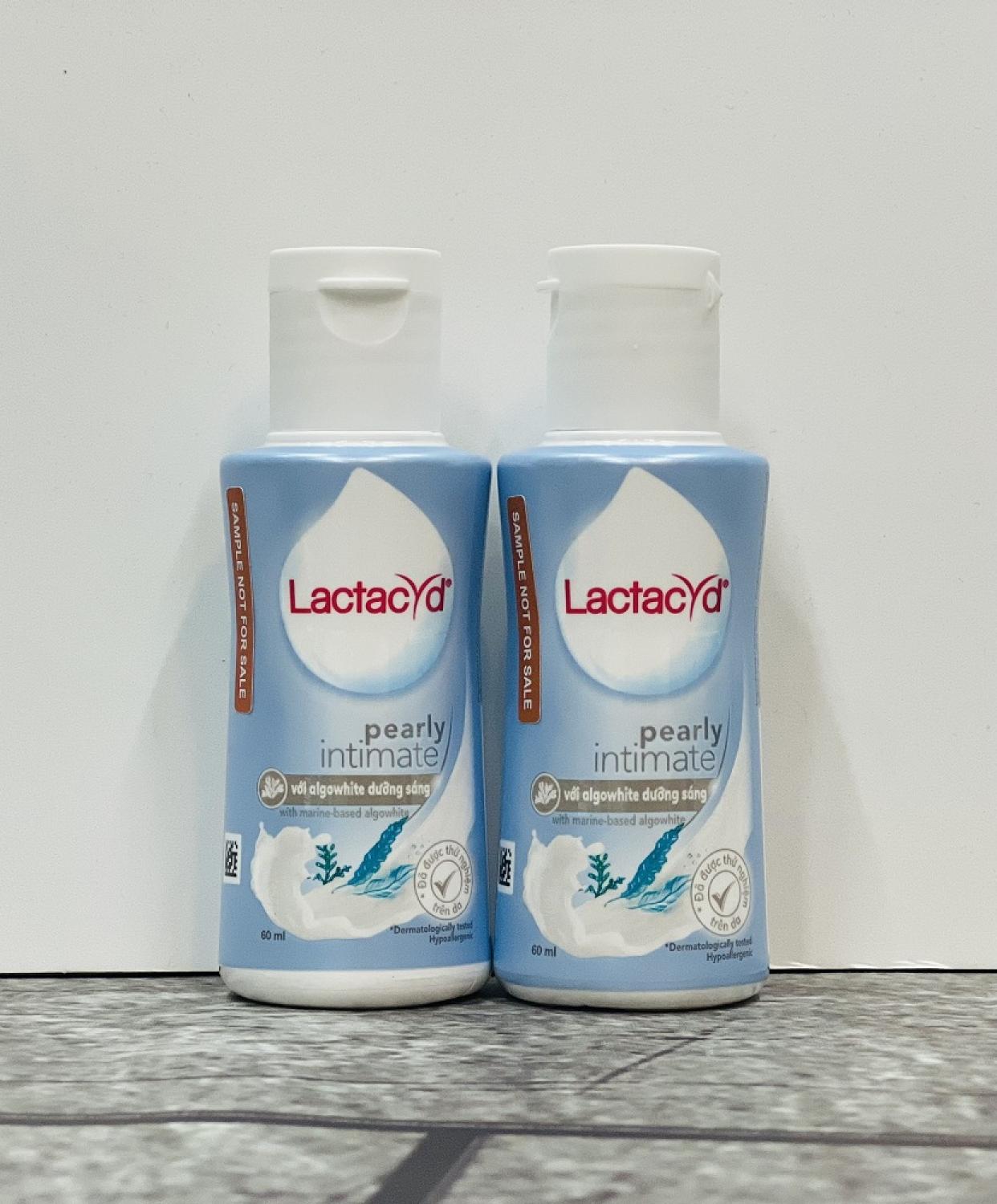 Combo 3 Chai Dung Dịch Vệ Sinh Phụ nữ Lactacyd Pearly Intimate 60ML