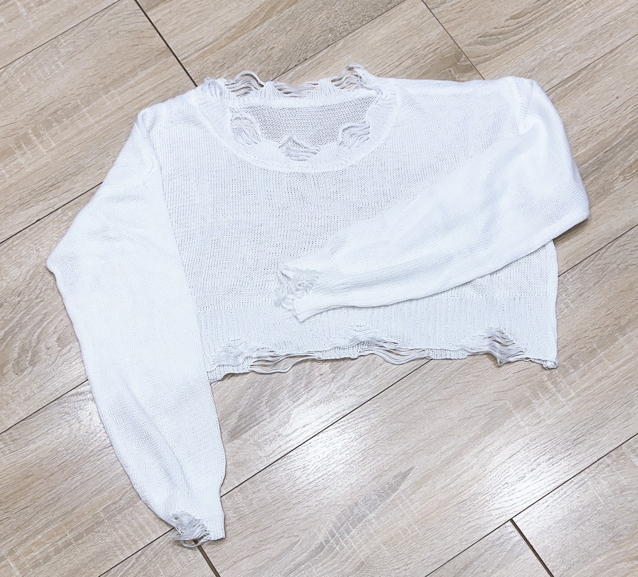 Áo len crop top quang châu