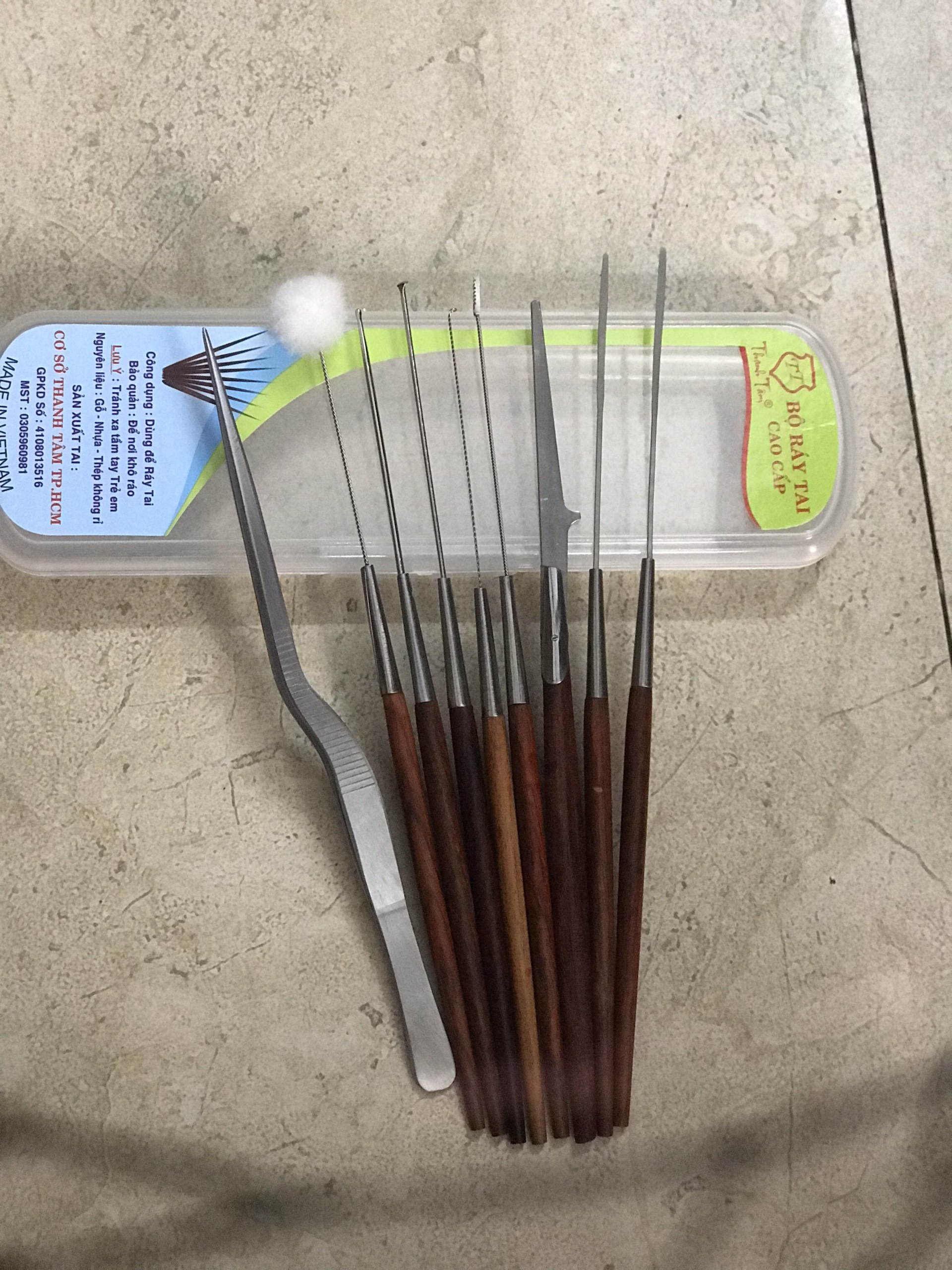 Bộ dụng cụ lấy ráy tai - móc ráy tai ( HỘP NHỰA - GỖ HƯƠNG )