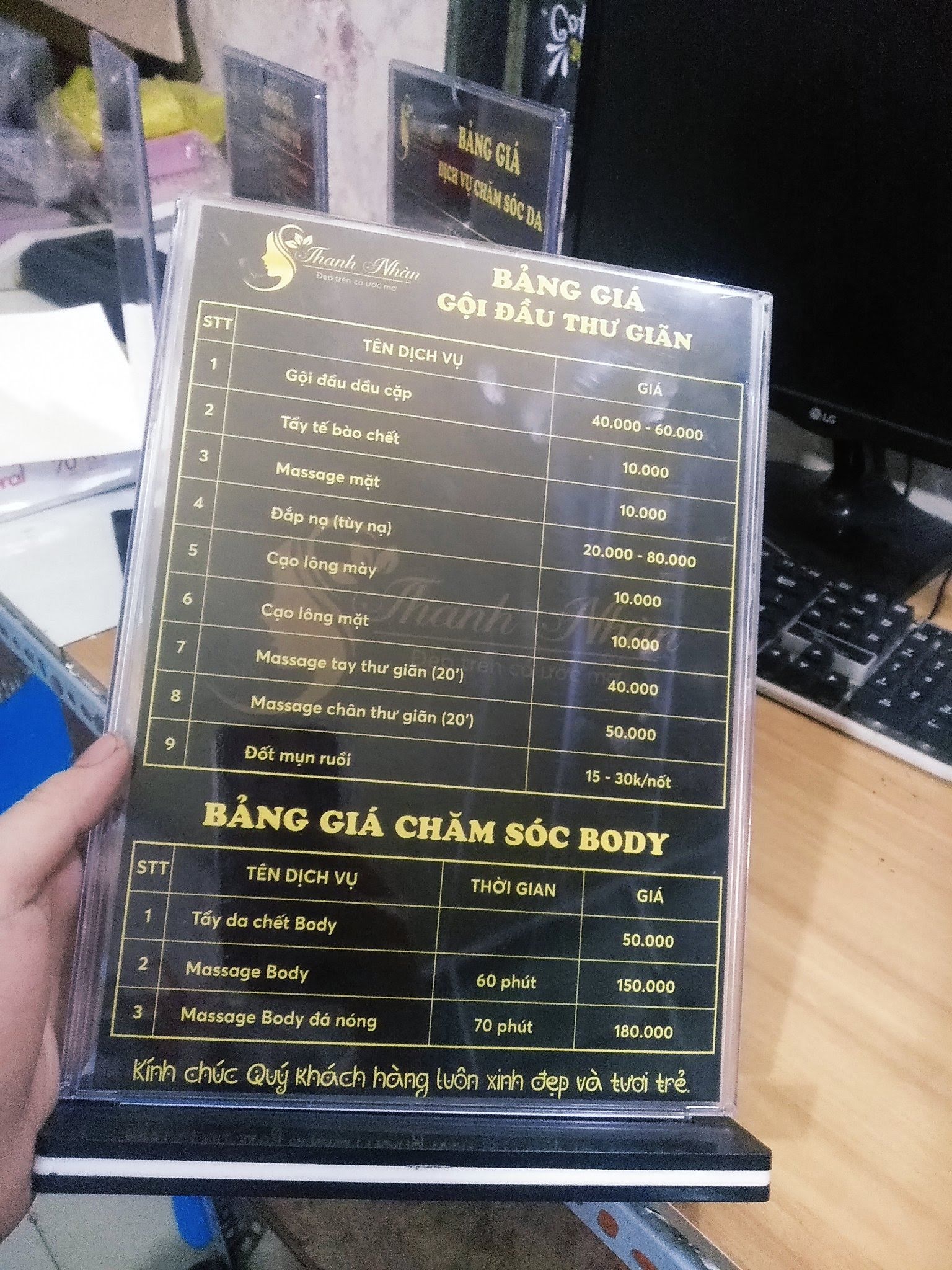 Menu Mica A4 để bàn cho Spa, nhà hàng, quán ăn