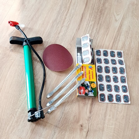 Bộ Dụng Cụ 4 Món Vá Ruột Xe Đạp Tiện Dụng