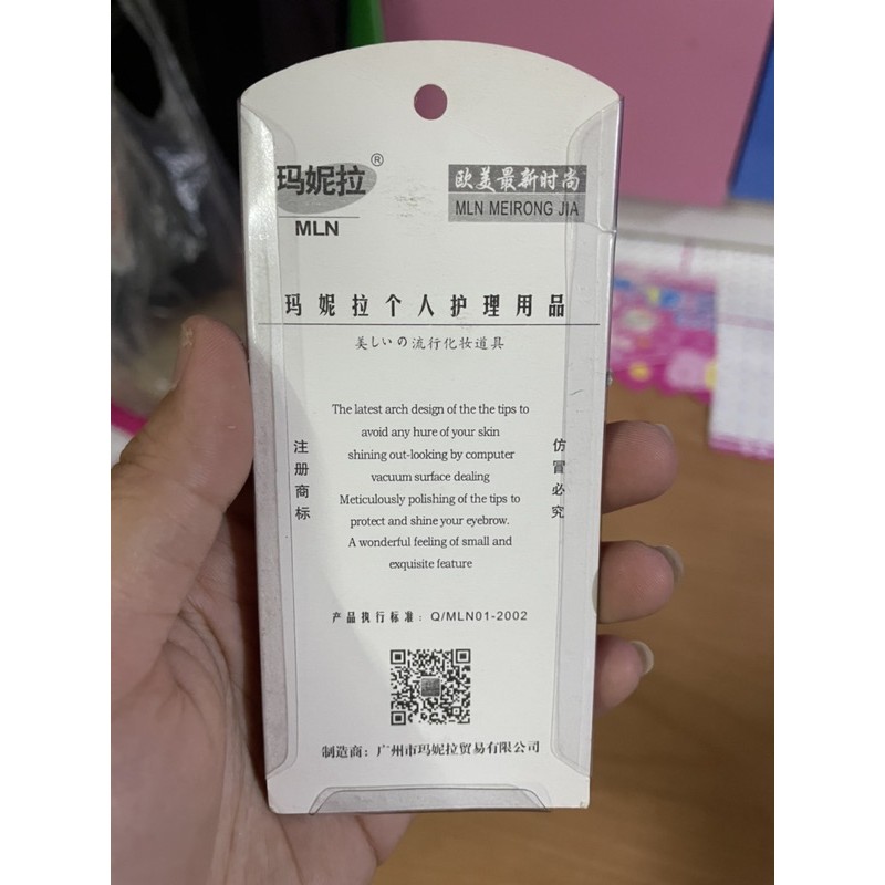[HCM]Nhíp nhổ lông mày MLN Meirong JIA