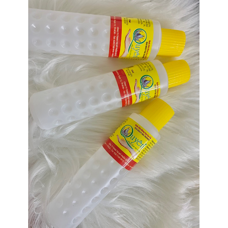 Nước rửa móng tay ( axiton ) Quyên 125ml