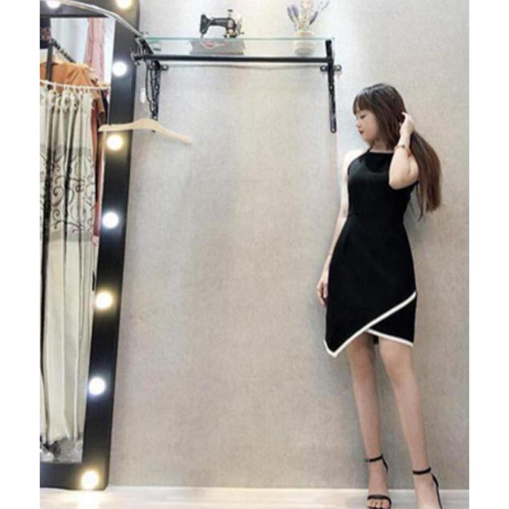 Đầm ôm cổ yếm
