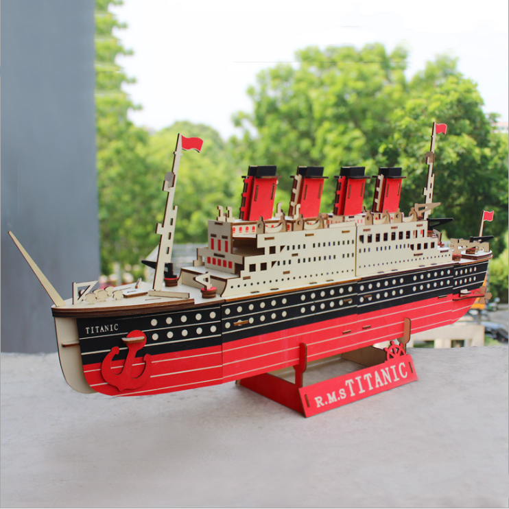 Đồ chơi lắp ráp gỗ 3D Mô hình Tàu Titanic Laser ZY-073