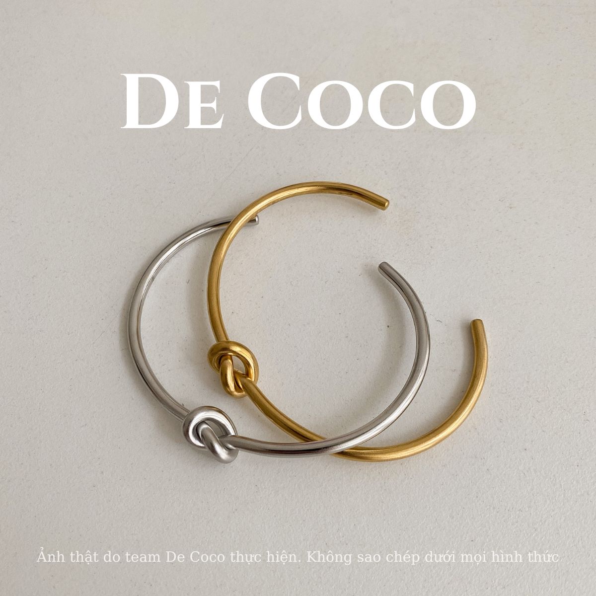 Vòng tay titan cao cấp KNOT CUFF De Coco