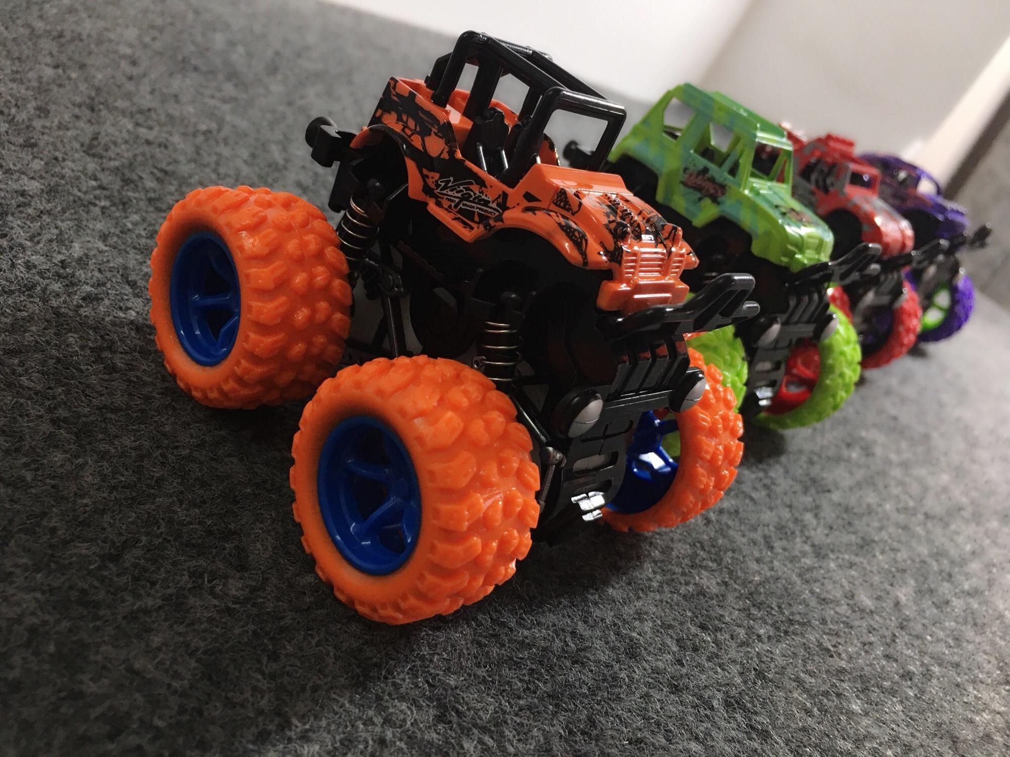 Đồ chơi xe địa hình nhào lộn Off Road cực chất cho bé