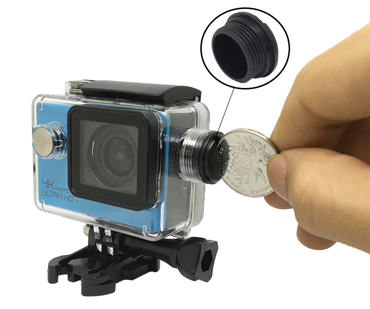 Case SJ4000 có lỗ cắm sạc