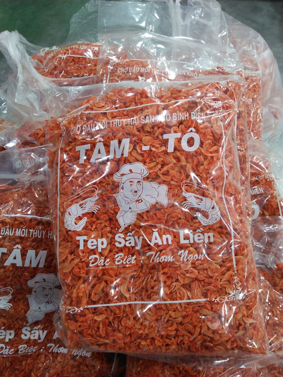 Tép sấy khô , ruốc sấy khô gia vị chuẩn ngon , bịch 100gr ,dùng để chế biến nhanh các món ăn vặt và trộn các món gỏi rất ngon Seavina Foods