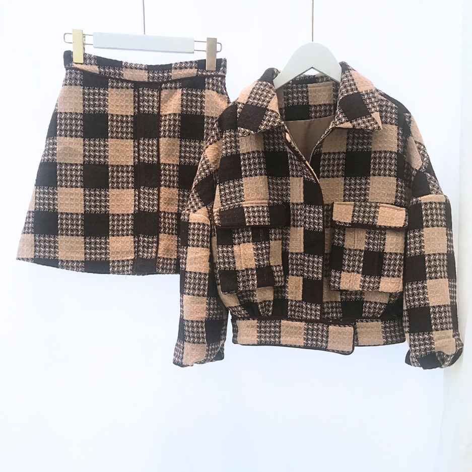 Set dạ bomber cá tính kẻ nâu