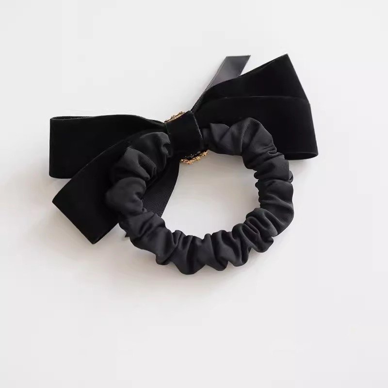 Cột tóc nơ nhung đen đính hạt pha lê vuông sang trọng CT01