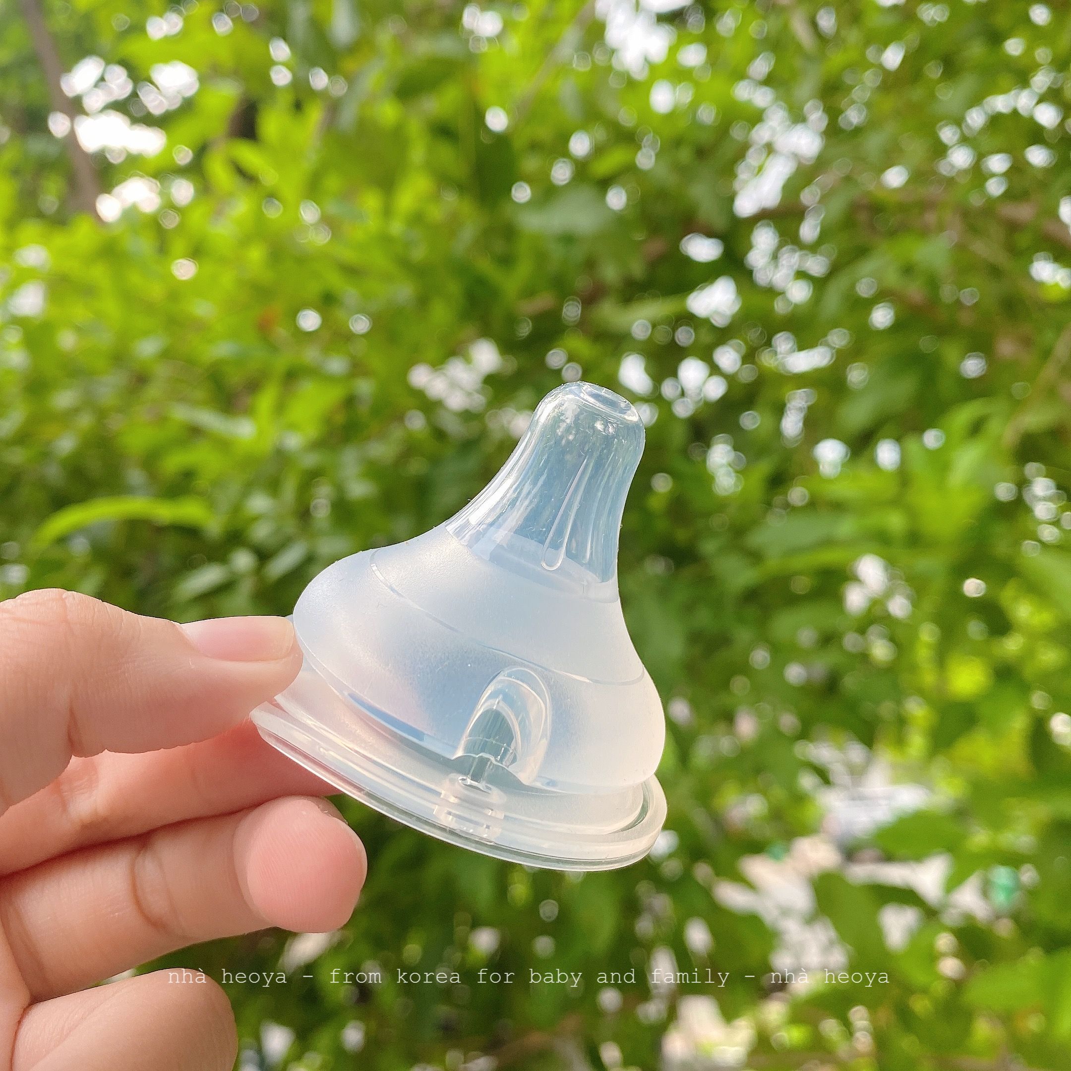 NÚM TI SILICON THAY THẾ BÌNH SỮA MOYUUM HÀN QUỐC