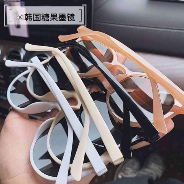 Kính mắt ULzzang đi biển 2020 cực hót