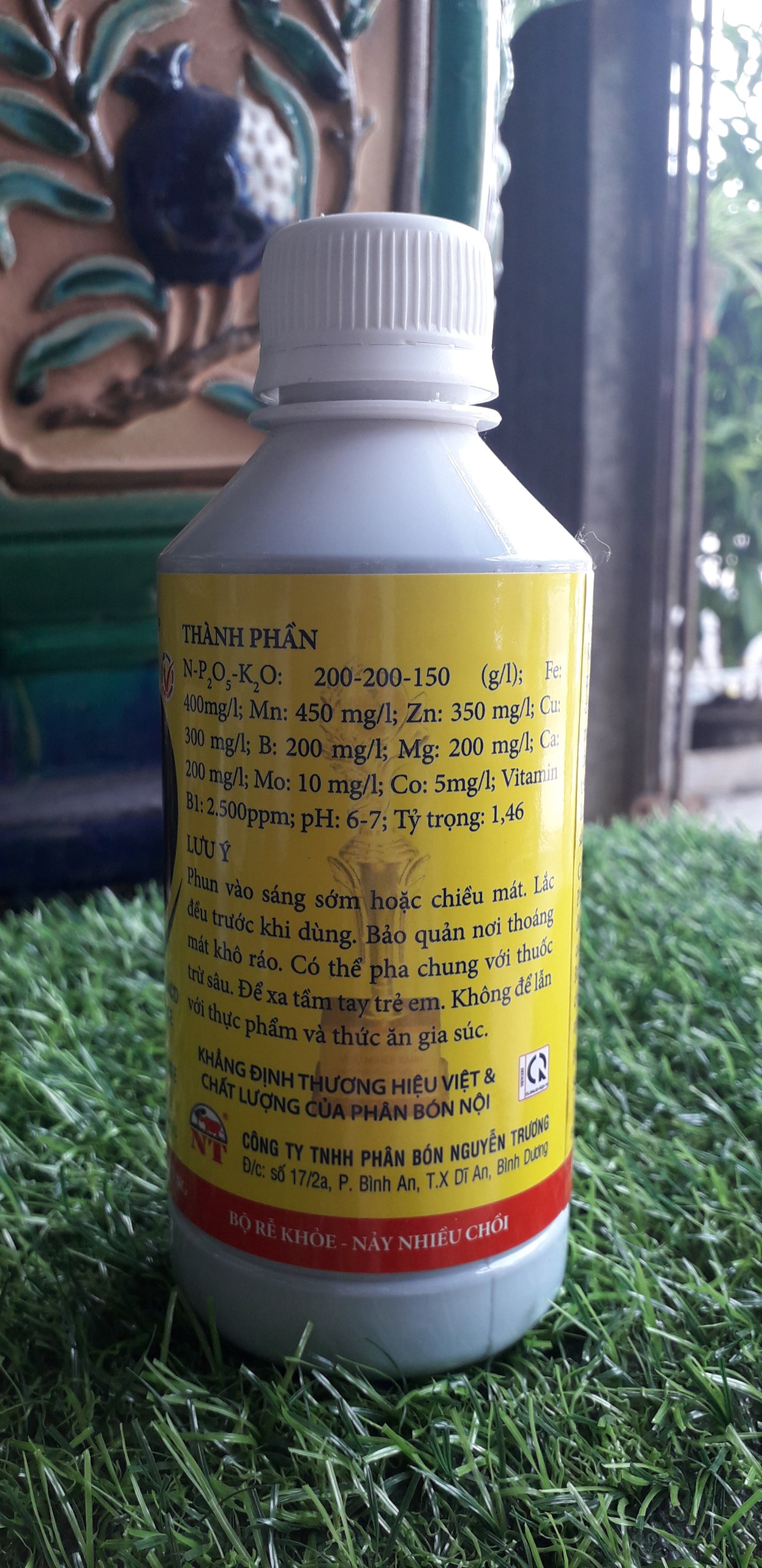 PHÂN BÓN LÁ ĐẬM ĐẶC CAO CẤP VITAMIN B1 (chai 250ml)