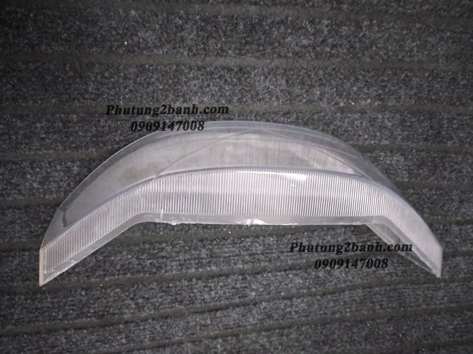 Kính đèn trước xe Max pha liền