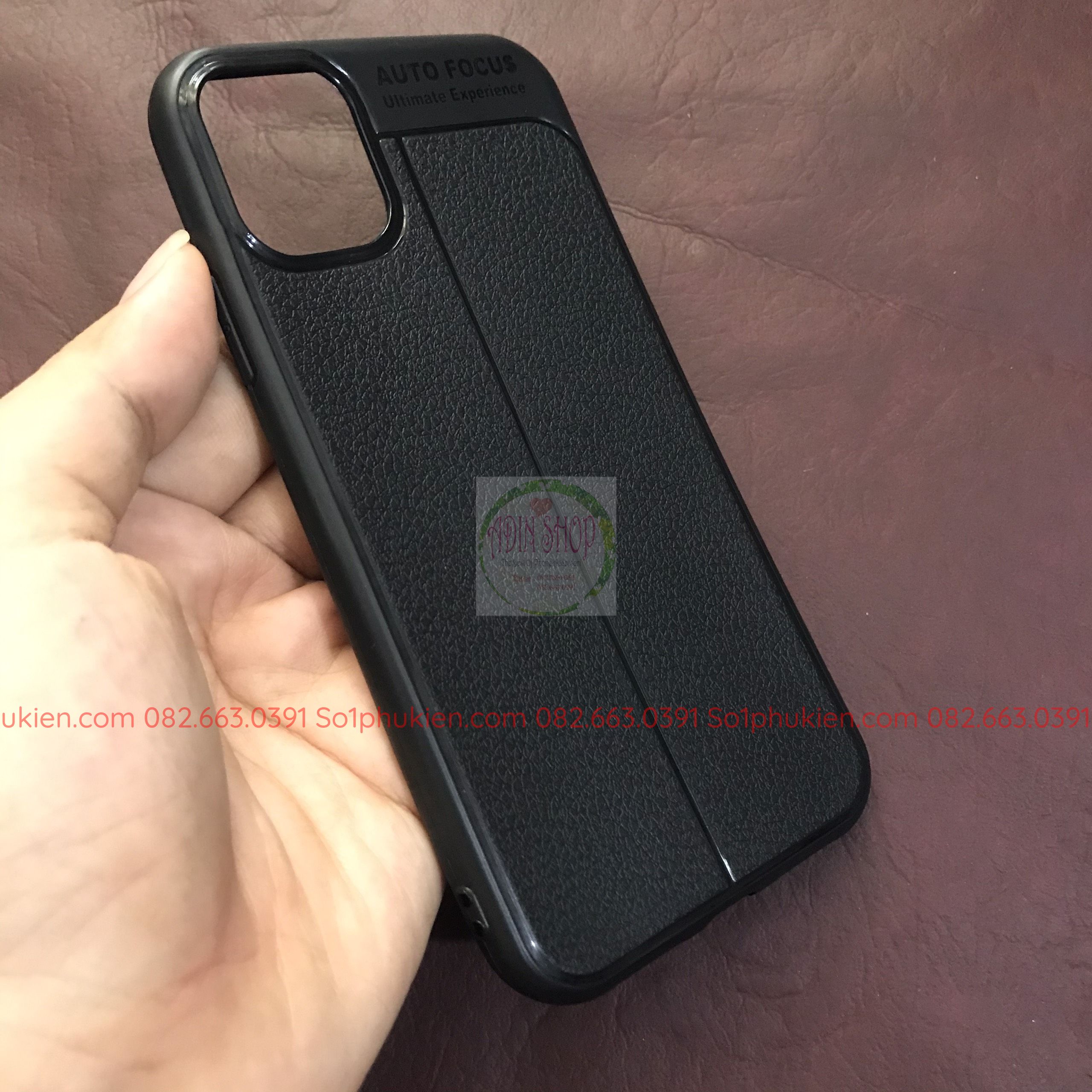 [HCM]Ốp lưng Iphone 11 (6.1) dẻo đen vân da auto focus bảo vệ mặt lưng máy