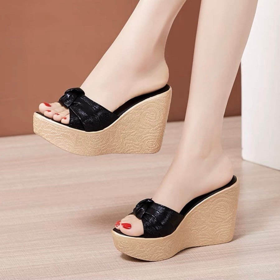 DÉP XUỒNG QUAI NƠ Ú