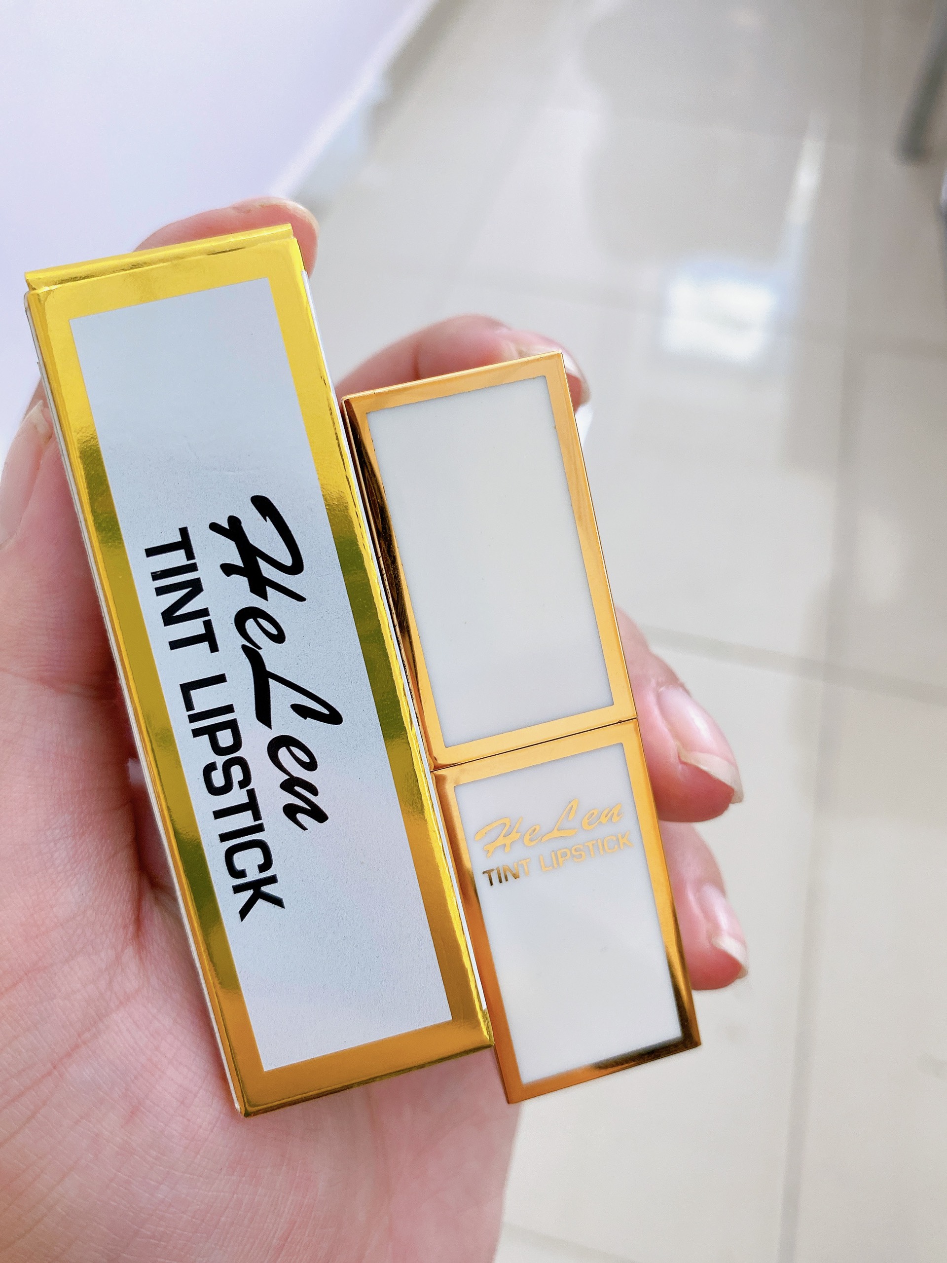 SON DƯỠNG MÔI HELEN TINT LIPSTICK ( 5 tặng 1 )