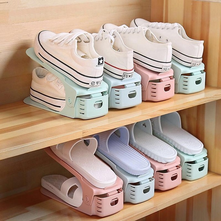 Convenient duck shoes rack