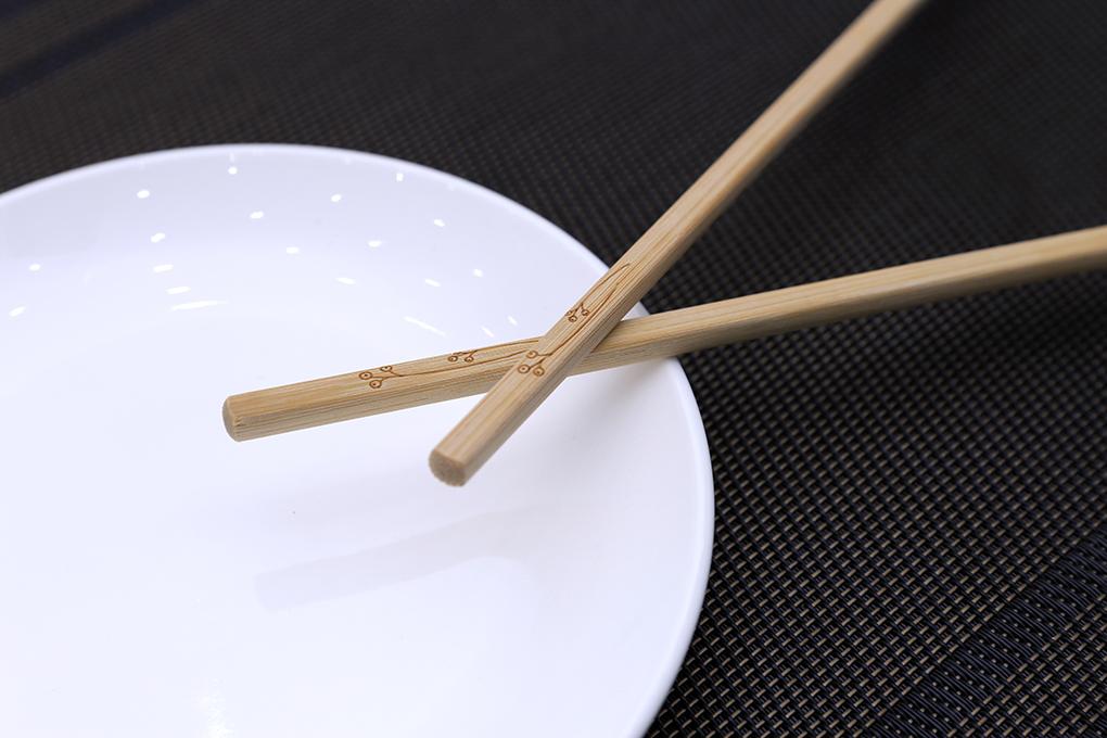 Bộ 10 đôi đũa tre hình hoa nhỏ  KZ1012-10