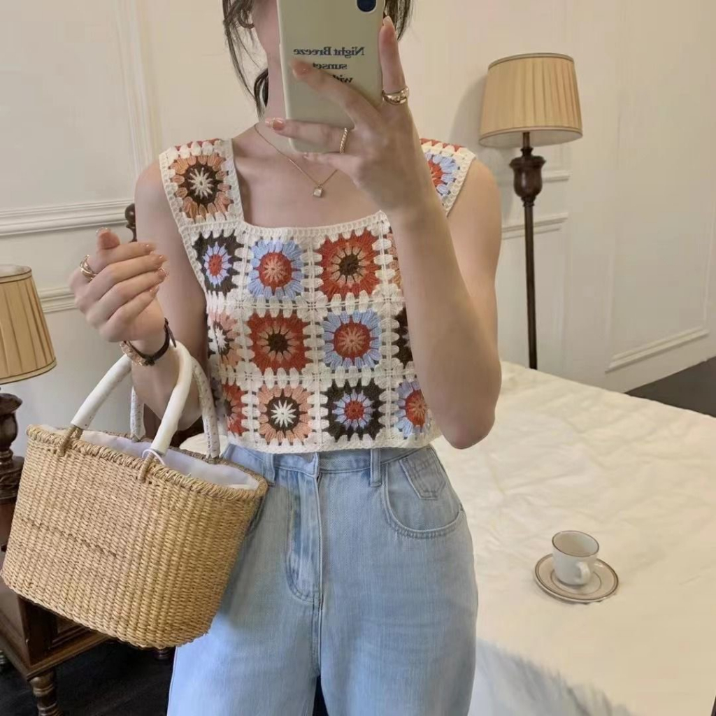 Áo Hai Dây Len Móc Dáng Ngắn Croptop Thêu Hoa Vuông Họa Tiết Thổ Cẩm Áo 2 Dây Đi Biển Đi Chơi Hottrend Mùa Hè 2023