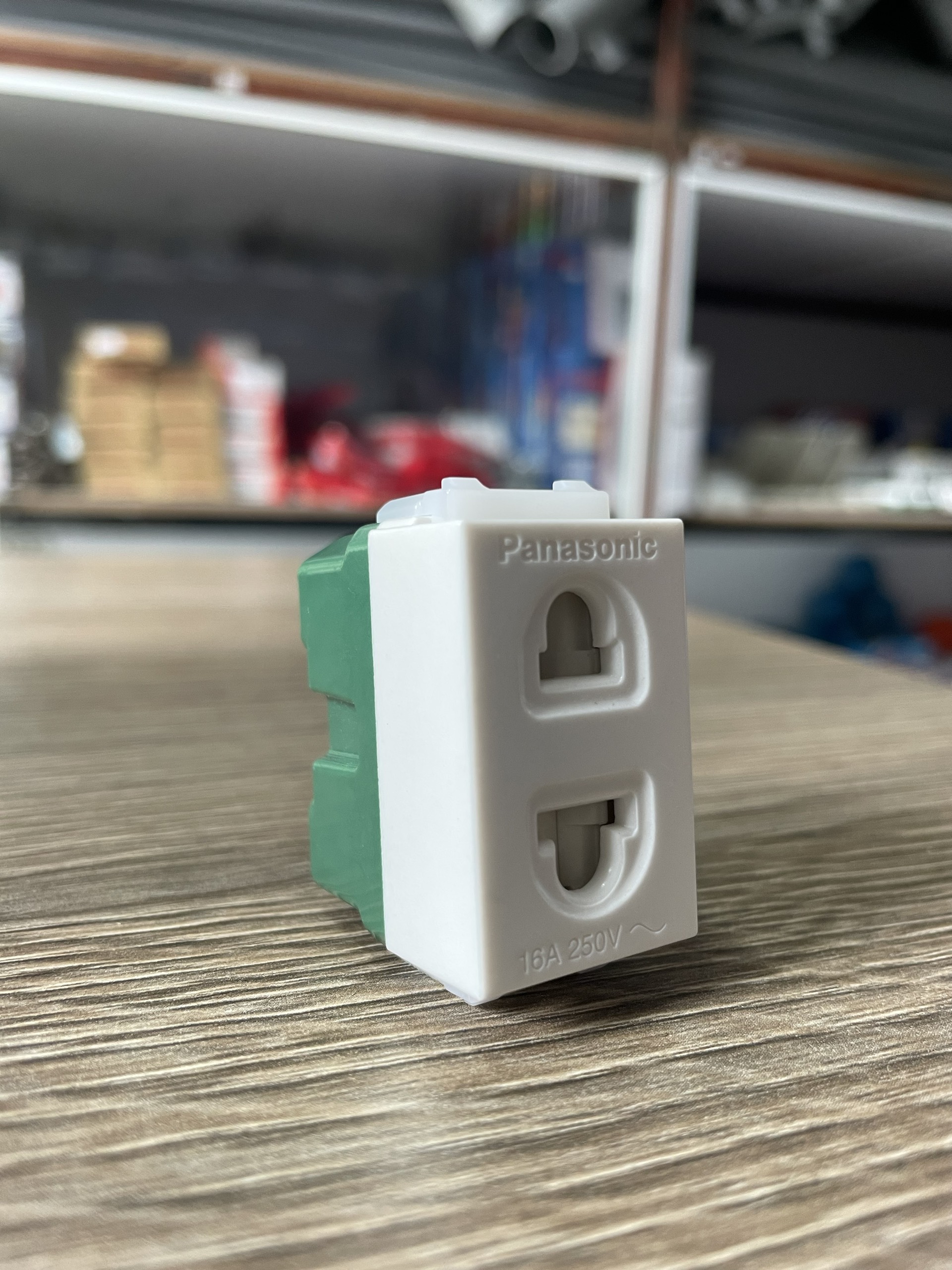 Ổ cắm đơn Panasonic (16A)