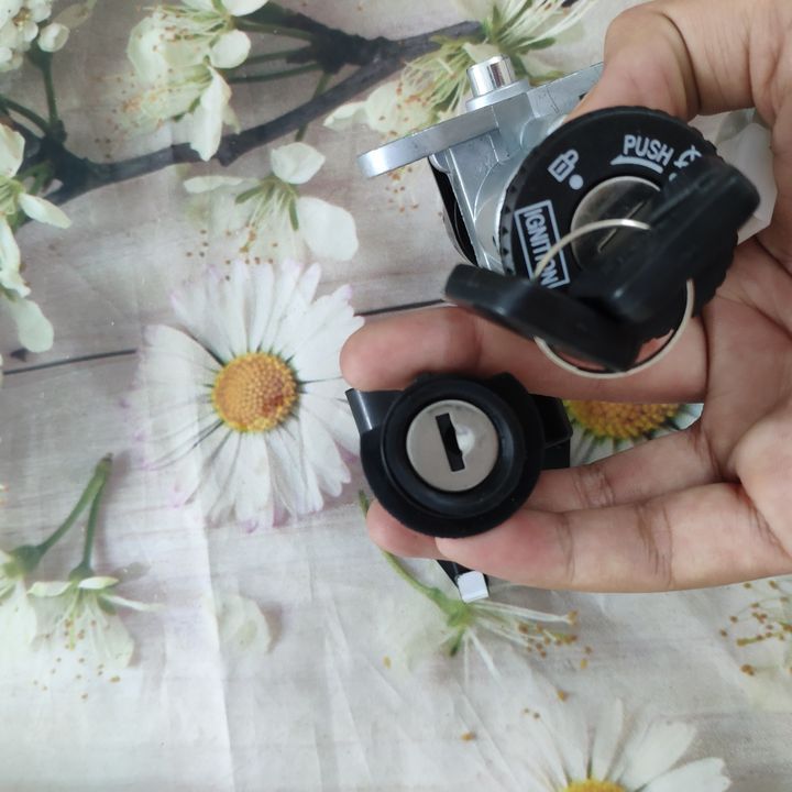 Khóa xe máy [ BẢO HÀNH ] xe SIRIUS đời 2005-2018