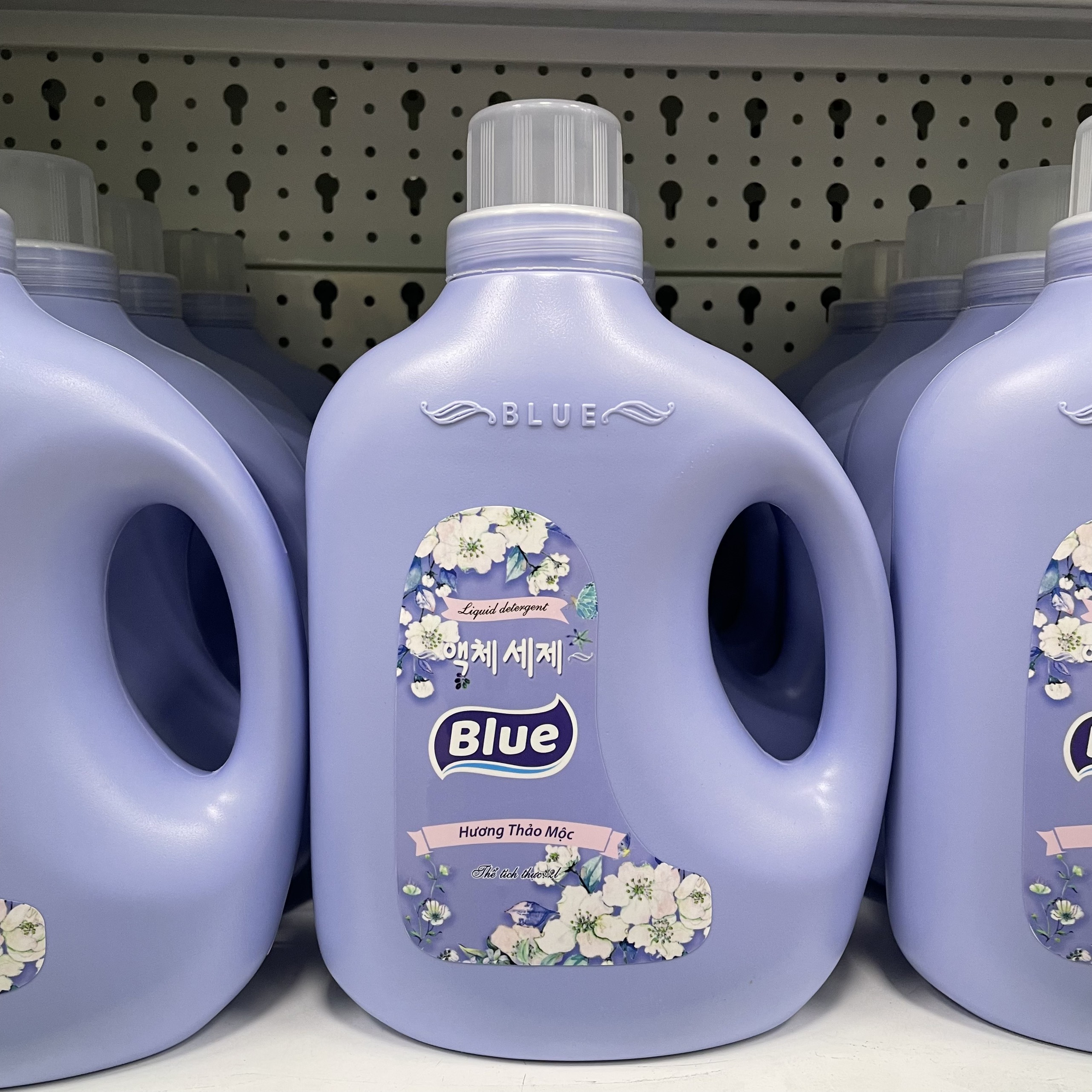 Nước Giặt BLUE Hàn Quốc - Can 2 Lít (Hoả Tốc HCM)