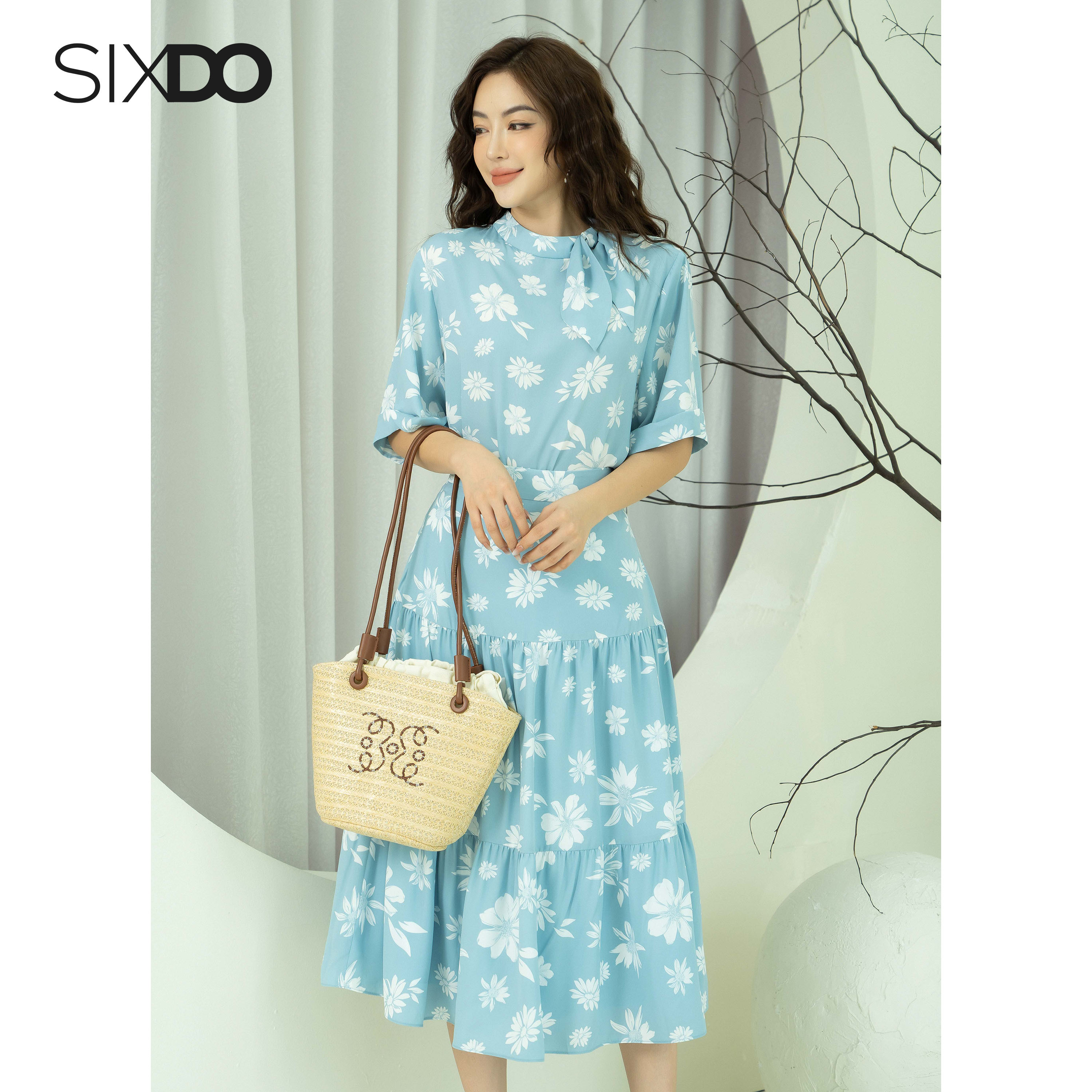 Áo lụa hoa tay lửng SIXDO (Floral Silk Top)