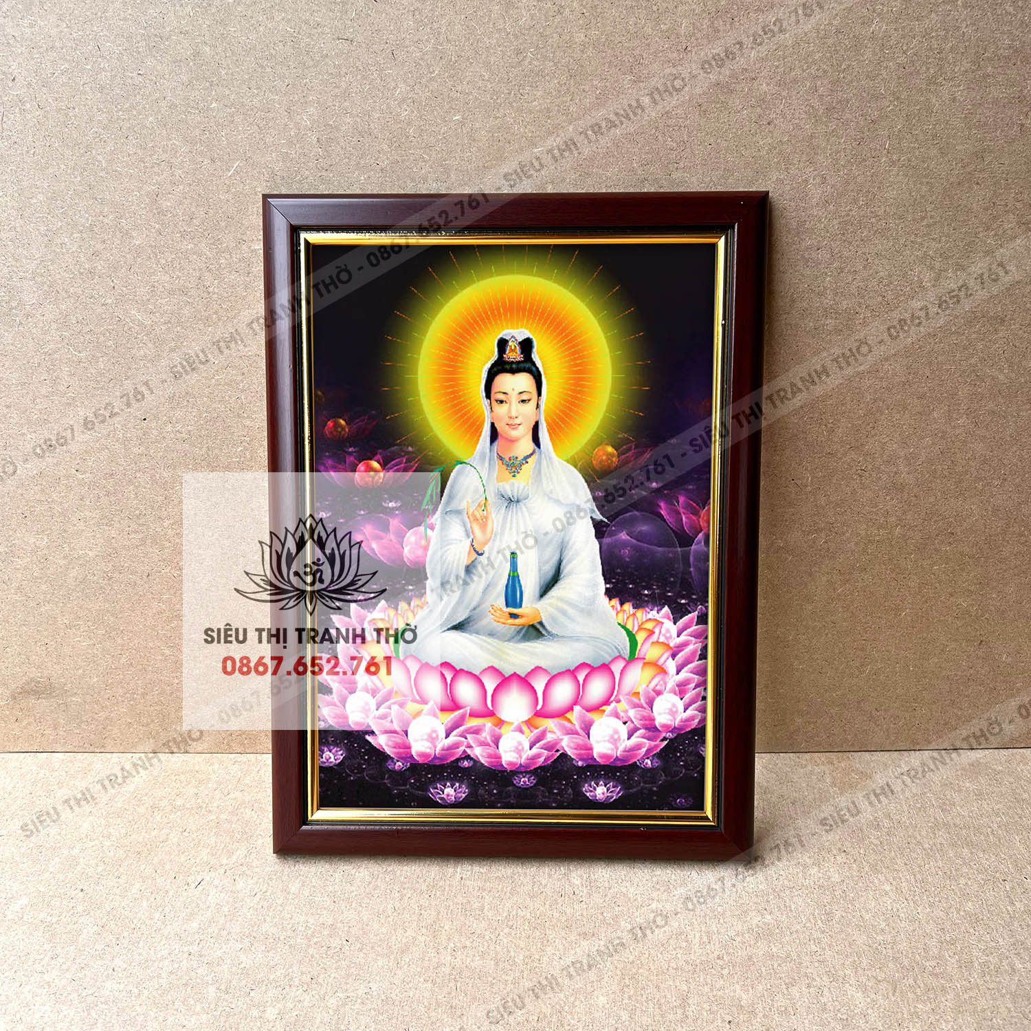 Tranh Quán Thế Âm Bồ Tát 25x34cm bằng vải khung composite bền đẹp